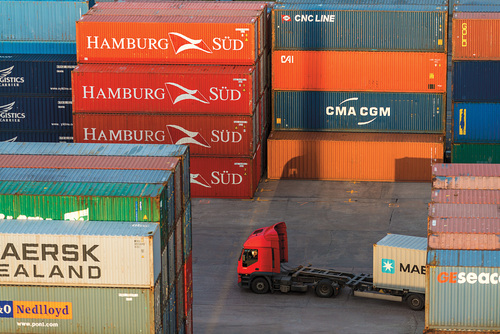 Use of automated container operations system at BCT